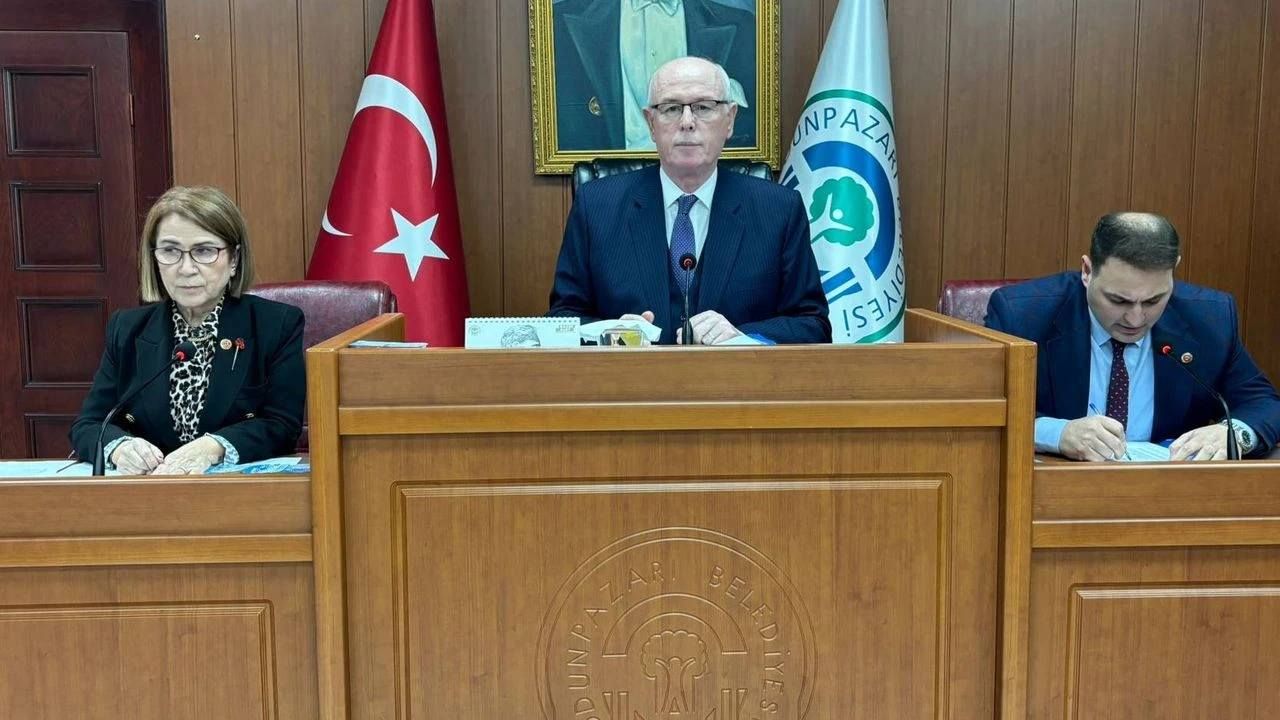 Su kesintisi mecliste gündem oldu, Kazım Kurt eleştirilerini dile getirdi