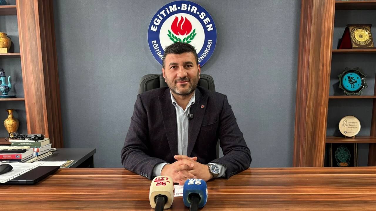 İbrahim Akar'dan Öğretmen Akademisi çağrısı: “Eğitim şehri Eskişehir listede olmalıydı”