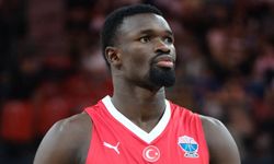 Basketbolcu Adem Bona kimdir, Nasıl Türk vatandaşı oldu?