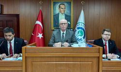 Kazım Kurt: "Bu çelişkiyi bir kenara bırakın, popülizmden de vazgeçin"