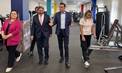Nebi Hatipoğlu Anadolu Üniversitesi’ndeki KYK yurtlarını gezdi