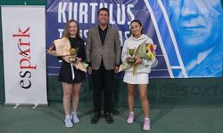 Eskişehir'de tenis rüzgarı esti; Şampiyonlar belli oldu