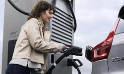 Bakan Kacır rakamı açıkladı: Türkiye'de elektrikli araçlarda dikkat çeken yükseliş