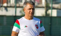 Karşıyaka Teknik Direktörü Burhanettin Basatemür: "Genç oyuncular böyle hatalar yapabilir"