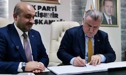 Gürhan Albayrak'tan Bakan Osman Aşkın Bak'a Eskişehirspor için talep