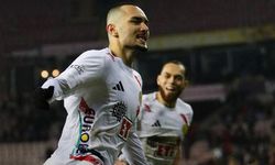 Penaltılar ve kırmızı kartın damga vurduğu maçta Eskişehirspor yüzleri güldürdü