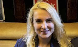 CHP’den istifa eden Merve Kır Müftüoğlu’nun yeni adresi Anahtar Parti oldu