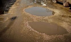 Eskişehir Baksan’da her yağmur sonrası aynı manzara; Esnaf tepkili