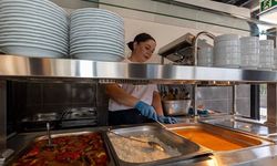 Eskişehir Kent Lokantası’nda fiyat değişti ama kuyruklar bitmedi