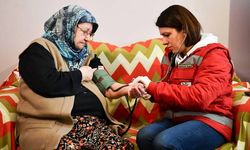 Eskişehir'de evde sağlık hizmetlerinde rekor sayı; Binlerce ziyaret yapıldı