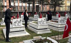 Anahtar Parti’den anlamlı ziyaret; Şehitlerimizi unutmadılar