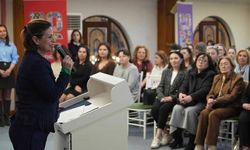 Ayşe Ünlüce'den kadınlara tam destek mesajı: "Yol arkadaşlığımız sürecek"