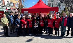 Emeklilerden iktidara imza resti: "İkramiye asgari ücret olsun"