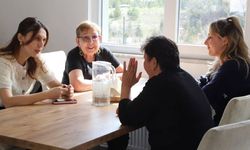 Eskişehir'de bayramın en anlamlı buluşması; Gençler ve kıdemli vatandaşlar el ele