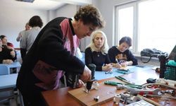 Eskişehir'de bu kurs sayesinde kadınlar tamir yapmayı öğrendi