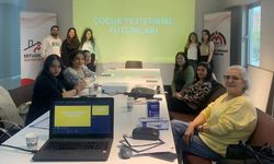 Eskişehir’de ebeveynlere çocuk yetiştirme eğitimi veriliyor