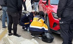 Eskişehir'de otomobil ile motosiklet çarpıştı; Yaralı sürücü hastaneye kaldırıldı