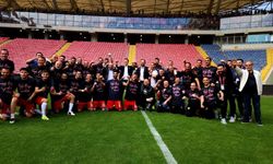 AK Parti Eskişehir'den Eskişehirspor’a prim desteği