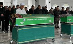 Ankara’daki kazada hayatlarını kaybeden anne ve kızı Eskişehir’de defnedildi