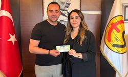 CHP Meclis Üyesi Güler Ezgi Doğan Turan'dan Eskişehirspor'a prim desteği