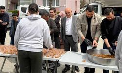 CHP Odunpazarı’ndan vatandaşa lokma dağıtımı