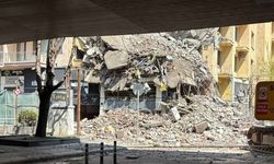 Eskişehir'de 7 katlı bina yıkımı; Yol 5 gün trafiğe kapalı