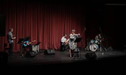 Eskişehir’de caz konserinde sahne alan Unisoul grubu ilgi gördü