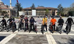 Eskişehir’de Dünya Veteriner Hekimler Günü bisiklet etkinliğiyle kutlandı