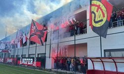 Eskişehirspor taraftarından play-off rövanşı öncesi takıma moral ziyareti