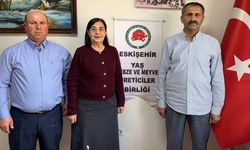 Jale Nur Süllü üreticileri ziyaret etti: "Çiftçiye ve emekliye ceza kesiliyor"