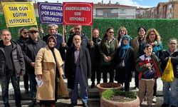 Kurtuluş Mahallesi sakinleri yıllardır bekledikleri okul için sokağa çıktı