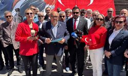 İYİ Parti Odunpazarı İlçe Başkanı Gürol Yer’den 23 Nisan mesajı