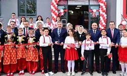 Eskişehir’de Dr. Mustafa Çamkoru Ortaokulu açıldı