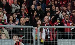 Eskişehir’de Eskişehirspor taraftarından karaborsa bilet tepkisi