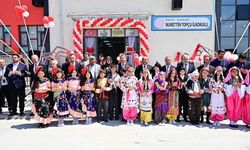 Eskişehir'de iki yeni okul açıldı; Vali Erdinç Yılmaz açıklama yaptı