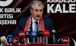 Eskişehir’de konuşan Mustafa Destici’den nüfus uyarısı: “Doğurganlık düşüyor, radikal adımlar şart”