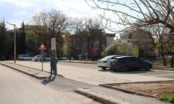 Eskişehir’in o mahallesine yeni açık otopark ve yaşam alanı açıldı