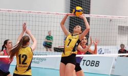 Voleybolda forma giyecekler dikkat: Yeni kurallar yürürlüğe girdi