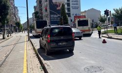 Eskişehir'de o caddedeki kaza trafiği aksattı