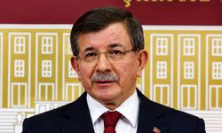 Ahmet Davutoğlu'ndan siyaset gündemini sarsan karar
