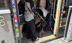 Eskişehir'de tramvay çilesi büyüyor: Bebekli yolcular isyan etti