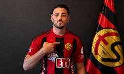 Eskişehirspor'da savunmanın lideriyle yeni sözleşme imzalandı