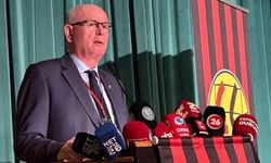 Kazım Kurt'tan Eskişehirspor çağrısı: "Bu kulüp siyaset üstüdür"