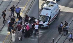 Eskişehir’de motosiklet kontrolden çıktı: 2 yaralı