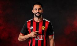Eskişehirspor taraftarının beklediği transfer sonunda bitti: Resmi imzalar atıldı