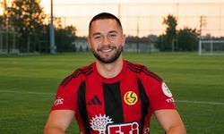Eskişehirspor'un kalecisi Bora Göymen taraftara seslendi: "Bizi yalnız bırakmasınlar"