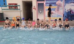 Kimi yüzmeyle öğrendi, kimi bilimle: Eskişehir'de çocuklar yazı böyle tamamladı