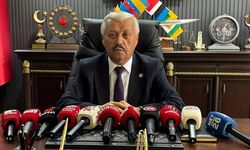 Okullar açılıyor: Adnan Karamanlı'dan velilere alışveriş çağrısı