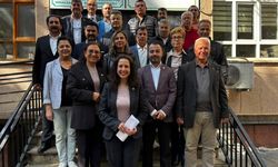 YENİ Parti Odunpazarı İlçe Başkanı Emine Cevahir Çalıkuşu mazbatasını aldı