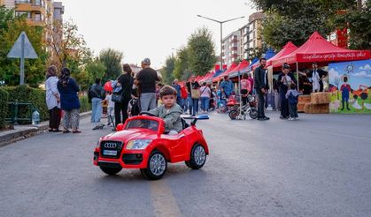 Eskişehir’de Arabasız Pazar yine renkli görüntülere sahne oldu